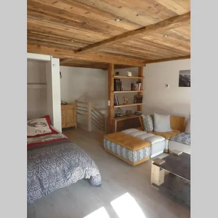 펜션 Maison Triplex De 90 M² Au Coeur D'argentiere
